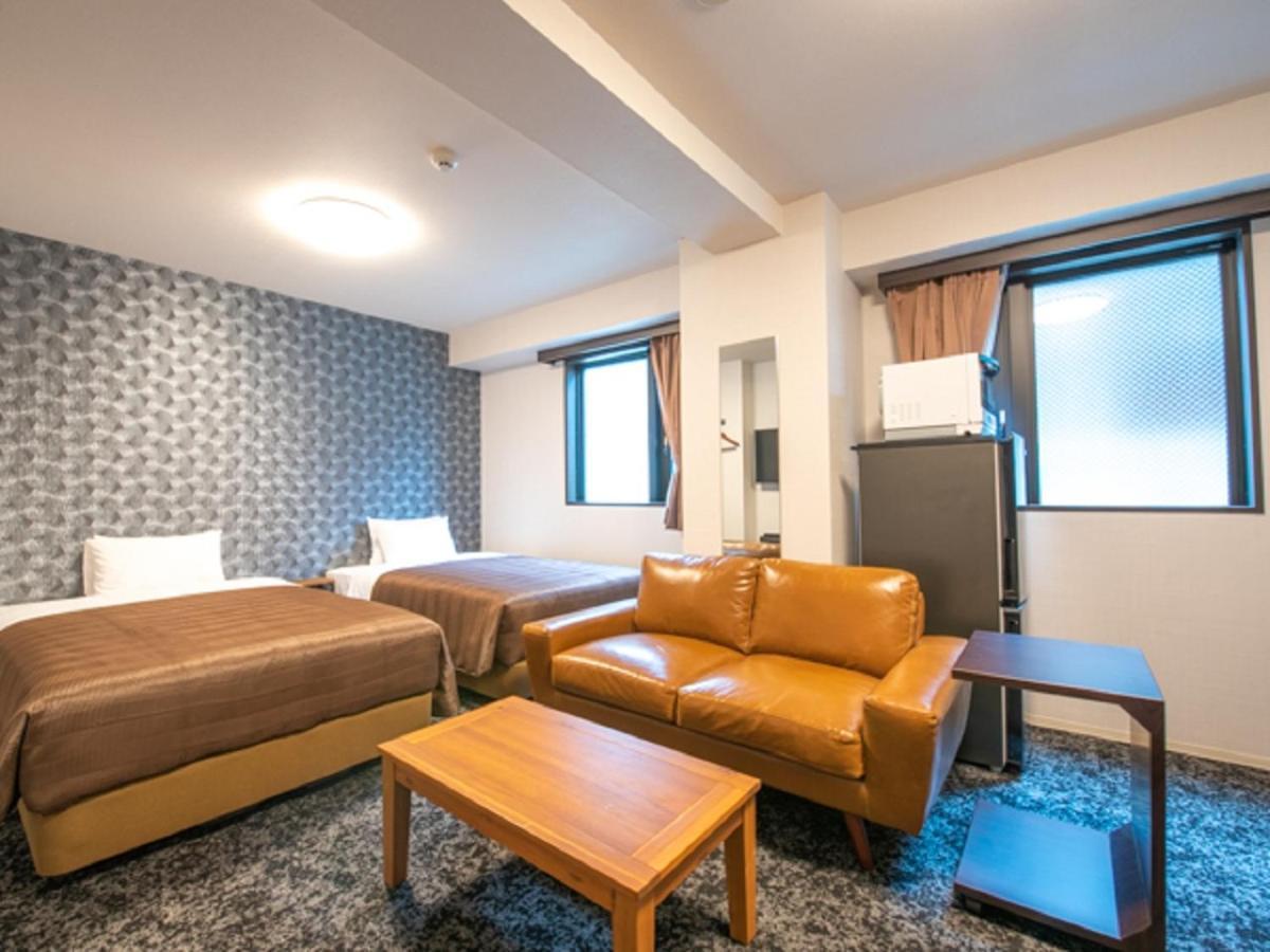 HOTEL LiVEMAX 博多駅前 Fukuoka  Eksteriør billede