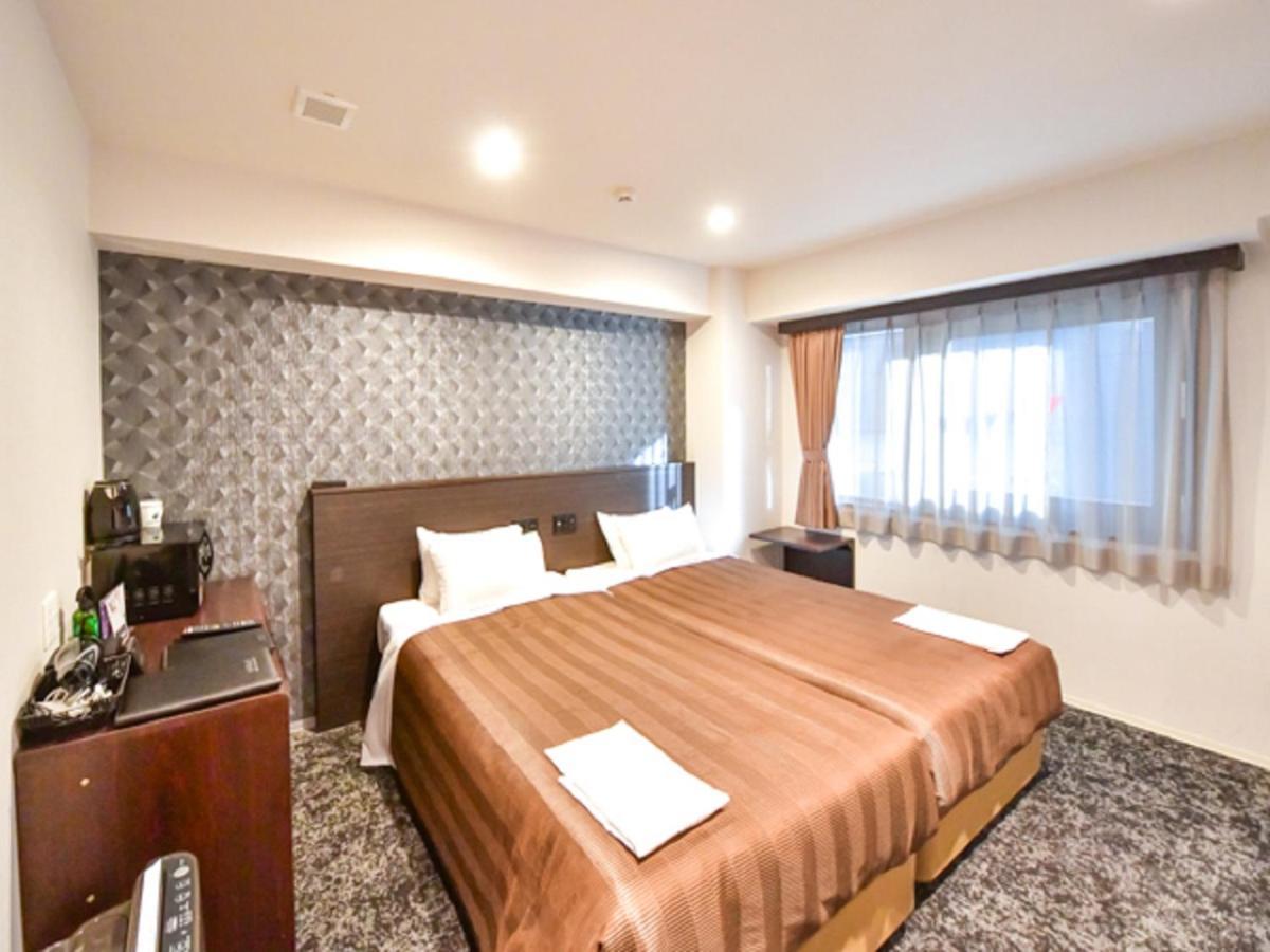 HOTEL LiVEMAX 博多駅前 Fukuoka  Eksteriør billede