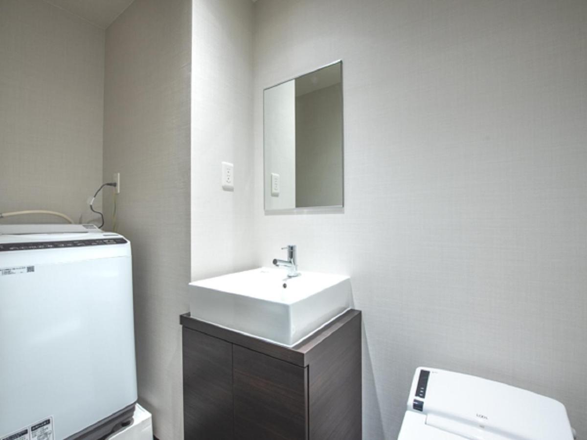 HOTEL LiVEMAX 博多駅前 Fukuoka  Eksteriør billede
