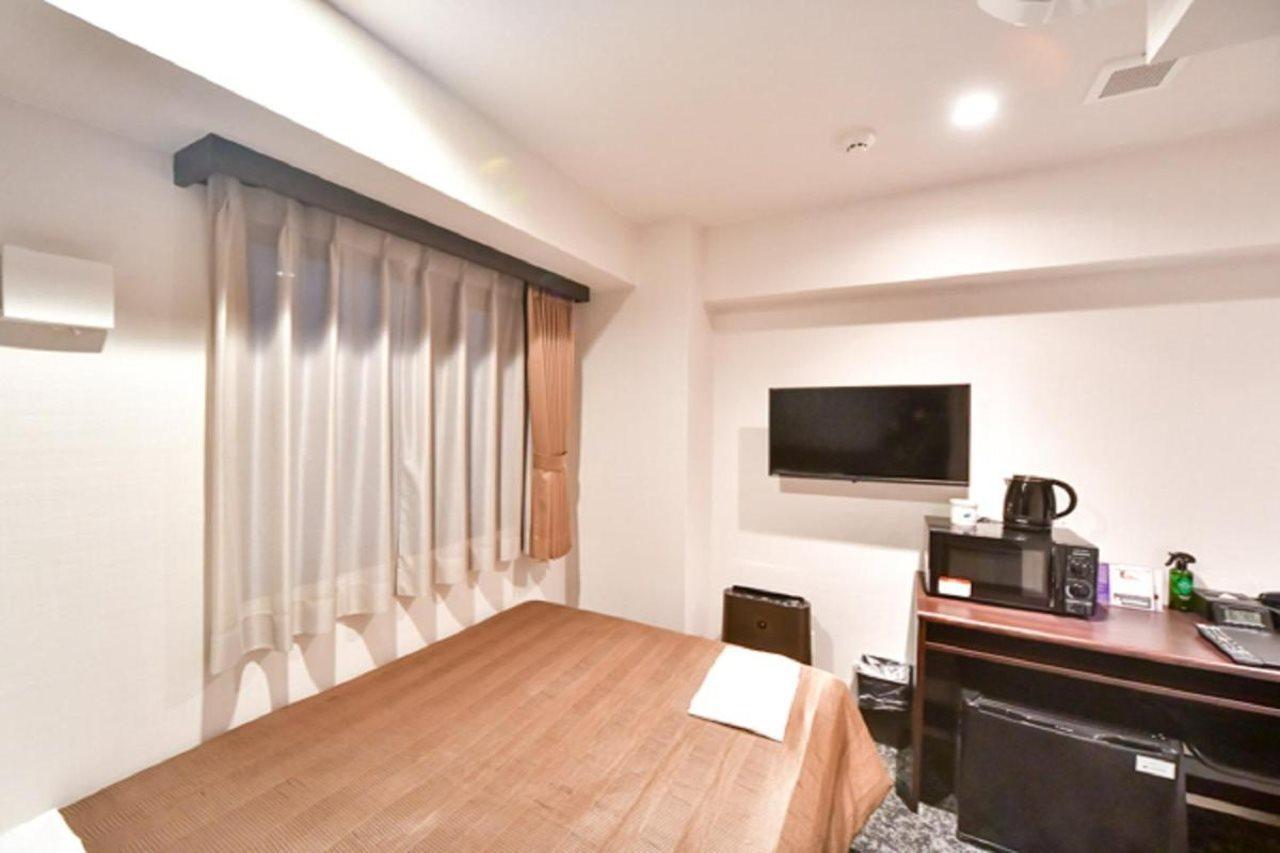 HOTEL LiVEMAX 博多駅前 Fukuoka  Eksteriør billede